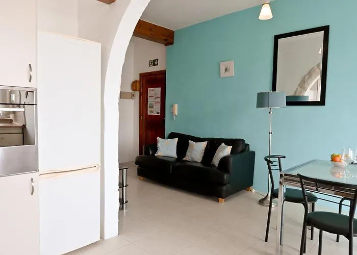 Seaview 5mn From Sea Xemxija - Happy *