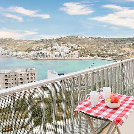 Seaview 5mn From Sea Xemxija - Happy