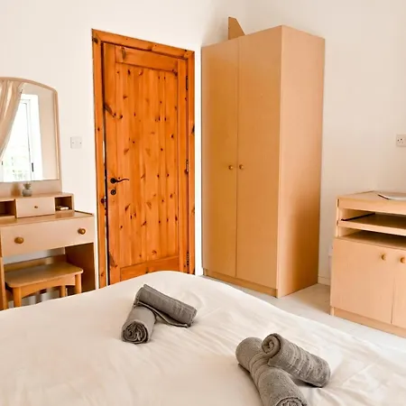 Appartement Seaview 5mn From Sea Xemxija - Happy *