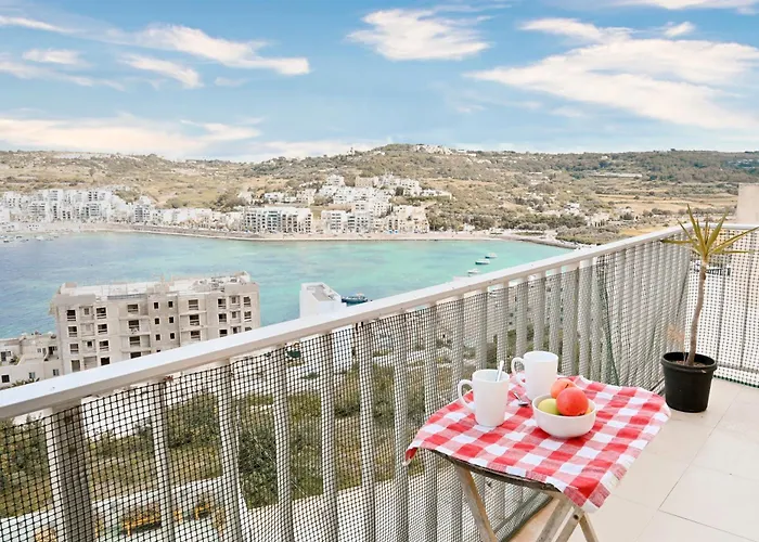 Seaview 5mn From Sea Xemxija - Happy